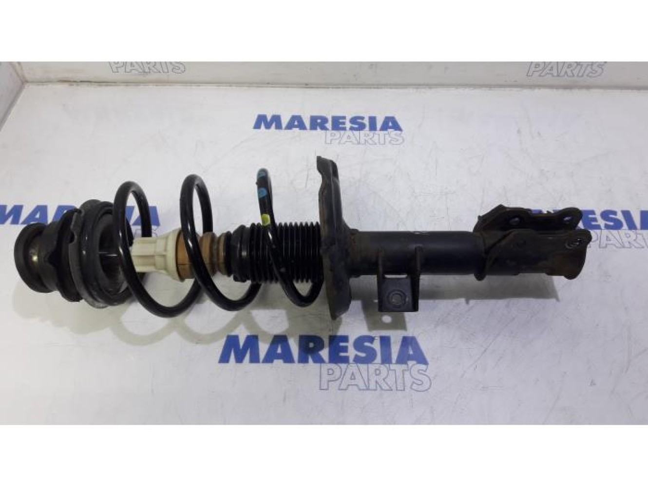 Fiat - 500 - Front shock absorber rod, right