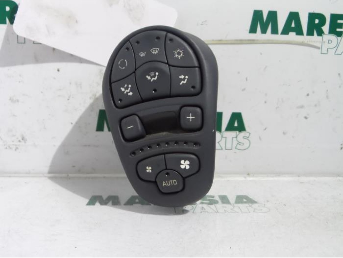Renault - Espace - Panneau de commandes chauffage