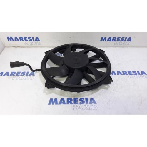Peugeot - 308 - Fan motor