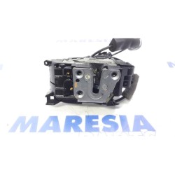 Renault - Scenic - Rear door mechanism 4-door, right