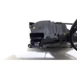 Renault - Scenic - Rear door mechanism 4-door, right