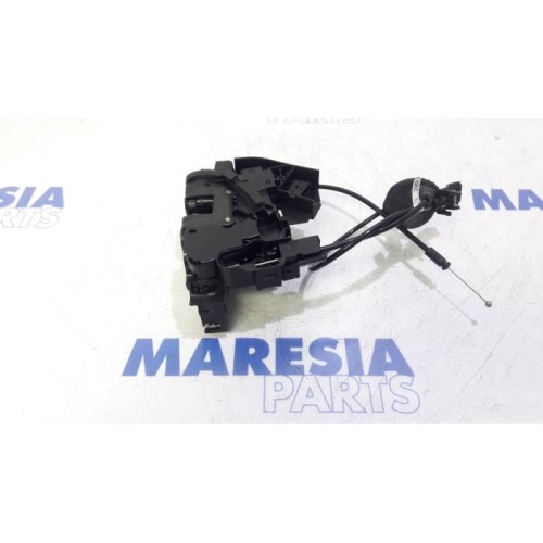 Renault - Megane - Door lock mechanism 4-door, front left
