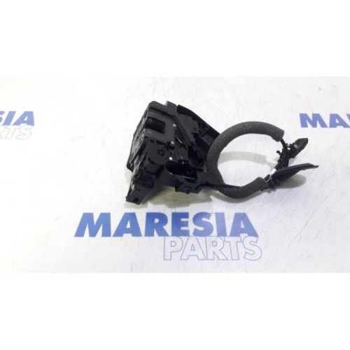Renault - Megane - Deurslot Mechaniek 4Deurs links-achter
