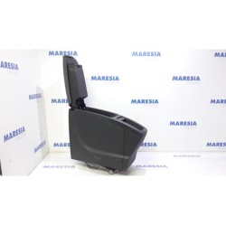 Renault - Scenic - Armrest