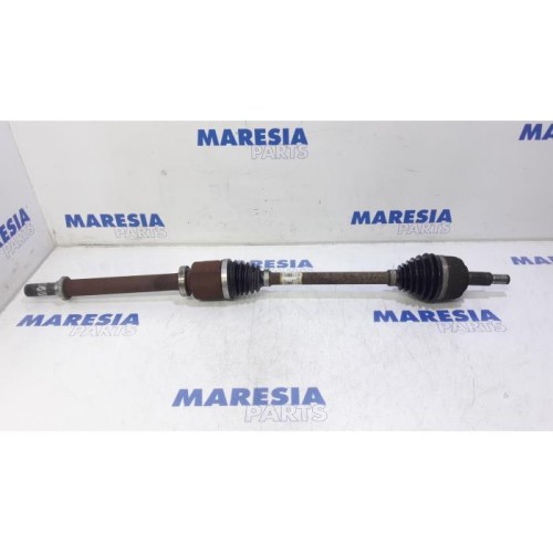 Renault - Scenic - Front drive shaft, right