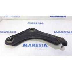 Renault - Scenic - Front lower wishbone, left