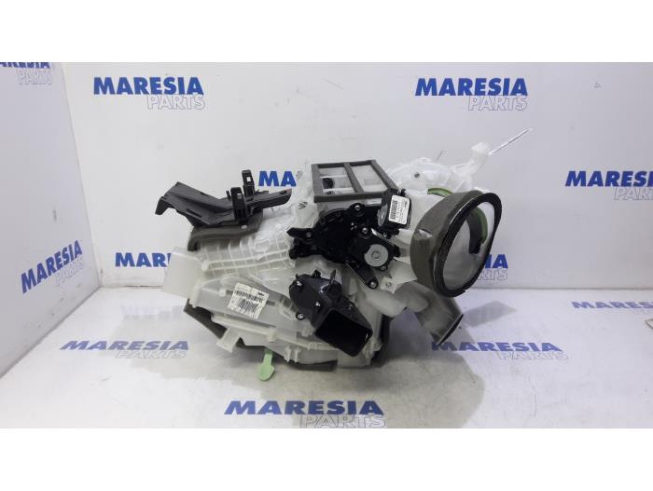 Citroen - C3 Picasso - Heater housing