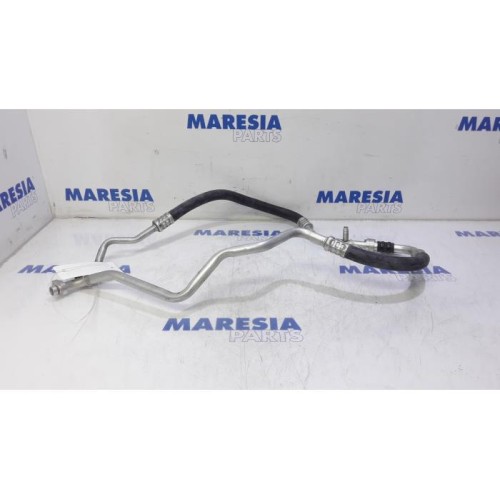 Renault - Megane - Air conditioning line
