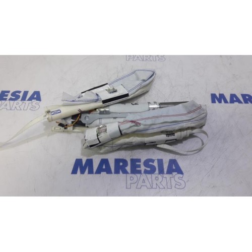 Citroen - C3 Picasso - Roof curtain airbag, right
