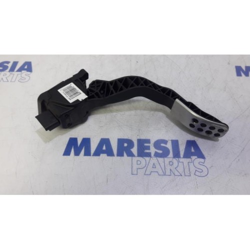 Citroen - DS4 - Gaspedaalpositie Sensor
