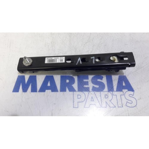 Citroen - DS4 - Guide ceinture de sécurité