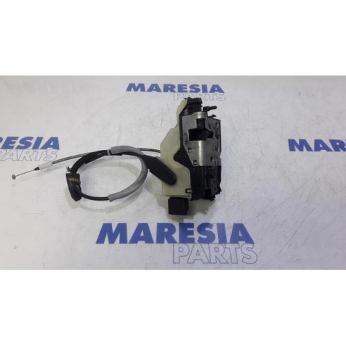 Citroen - DS4 - Front door lock mechanism 4-door, right
