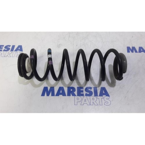 Citroen - DS4 - Rear coil spring