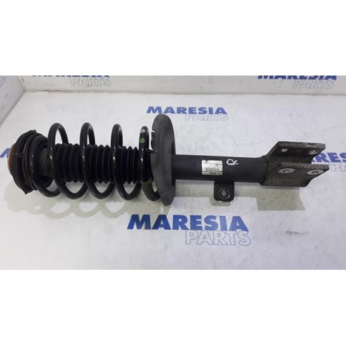 Citroen - DS4 - Front shock absorber rod, right