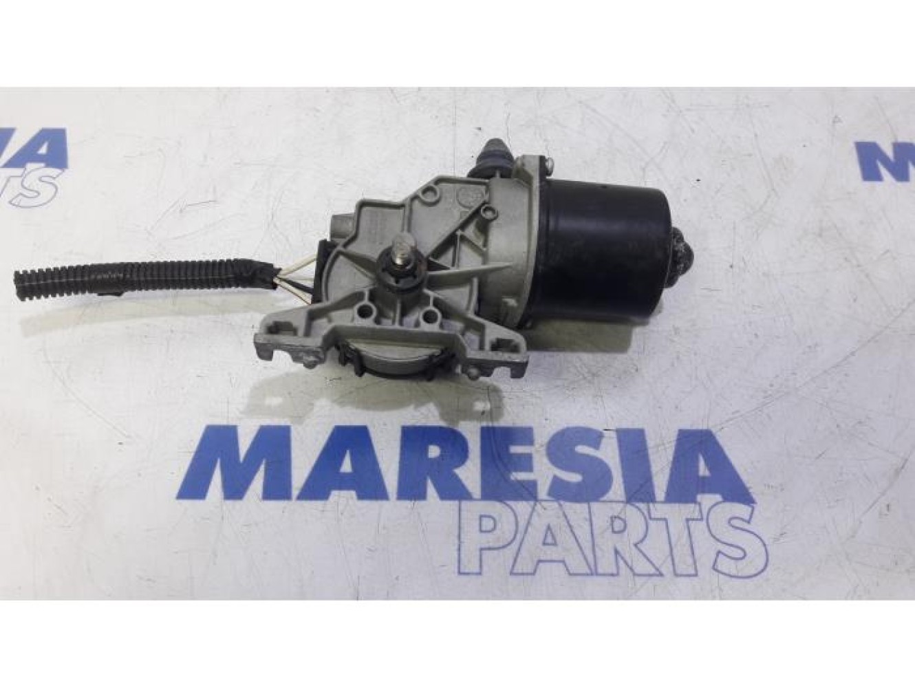 Fiat - Bravo - Front wiper motor