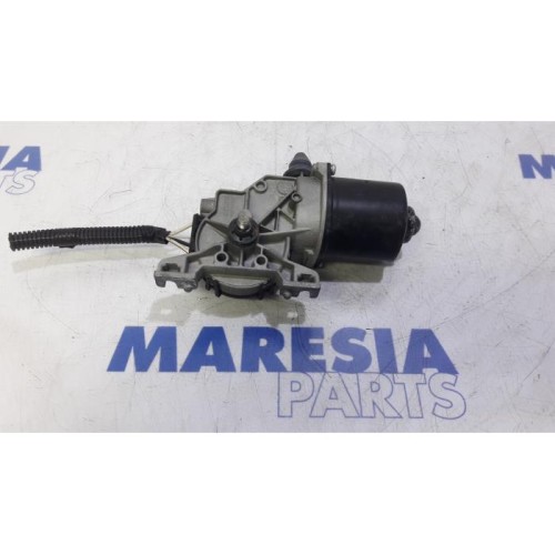 Fiat - Bravo - Front wiper motor