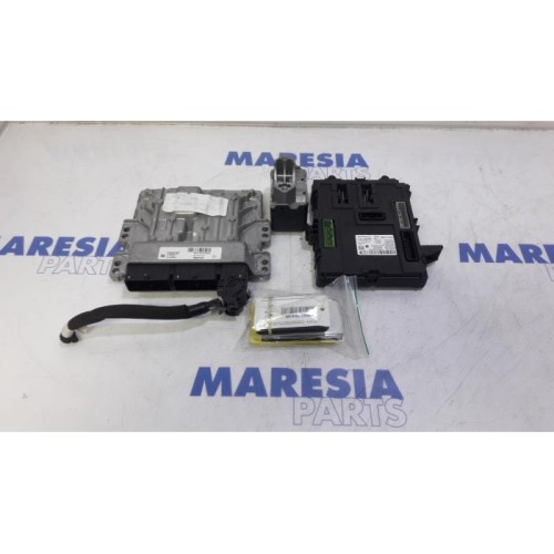 Renault - Megane - Ordinateur gestion moteur
