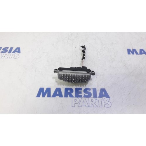 Renault - Megane - Heater resistor