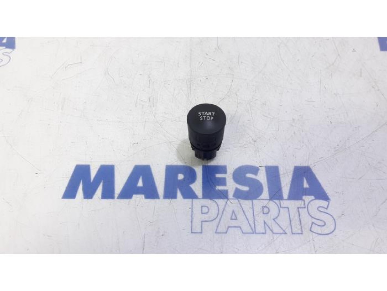 Renault - Megane - Start/stop switch