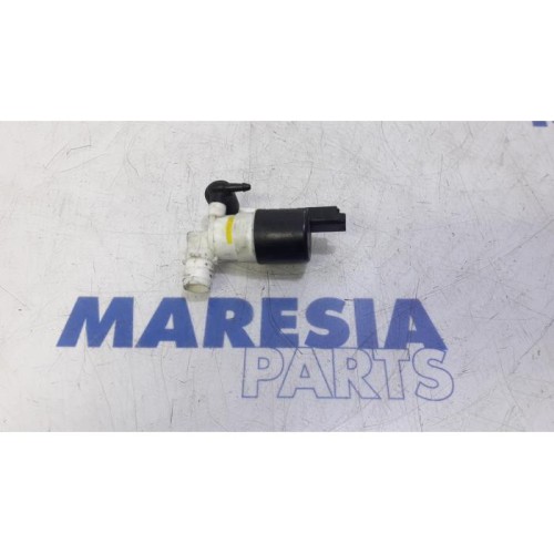 Renault - Megane - Pompe lave-glace avant