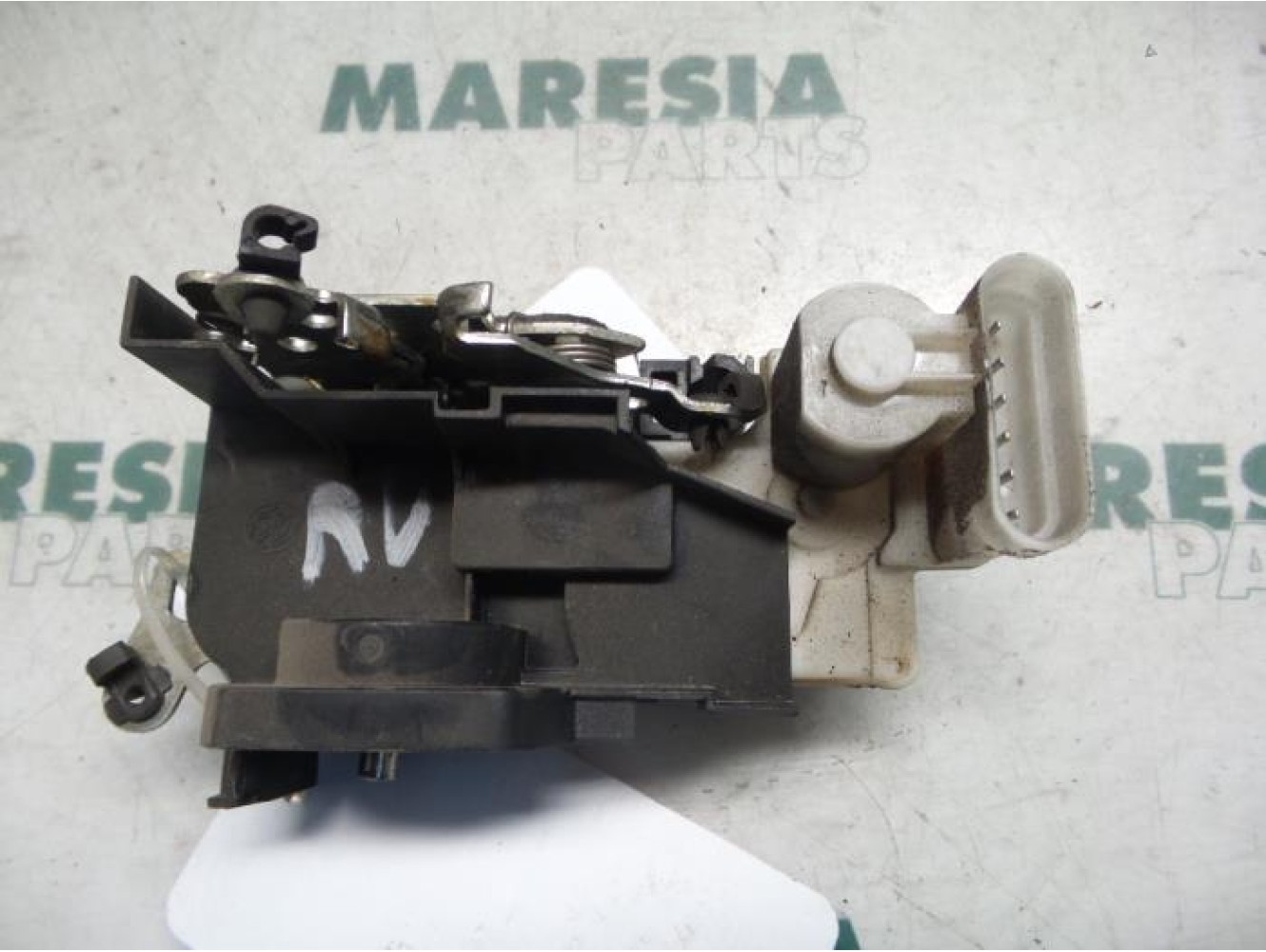 Fiat - Punto - Door lock mechanism 2-door, right