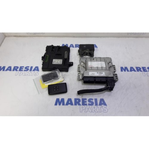 Renault - Megane - Engine management computer