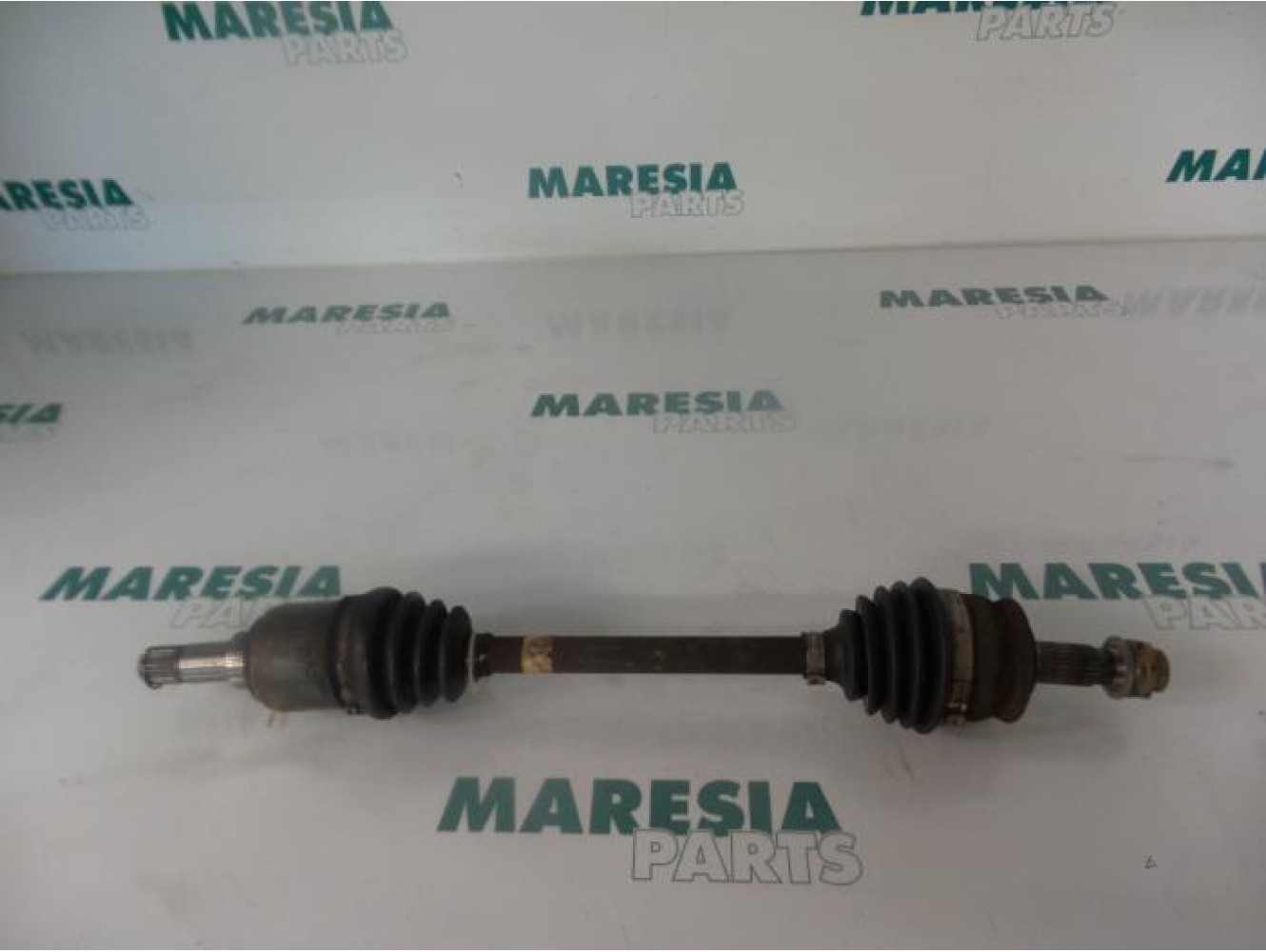 Fiat - Panda - Aandrijfas links-voor