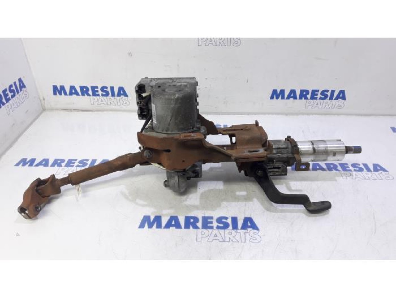 Renault - Megane - Steering column housing