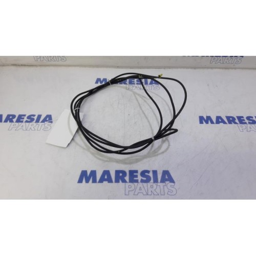 Peugeot - 207 - Conduit hydraulique toit escamotable