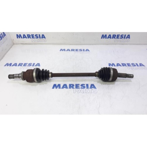 Peugeot - 107 - Front drive shaft, left