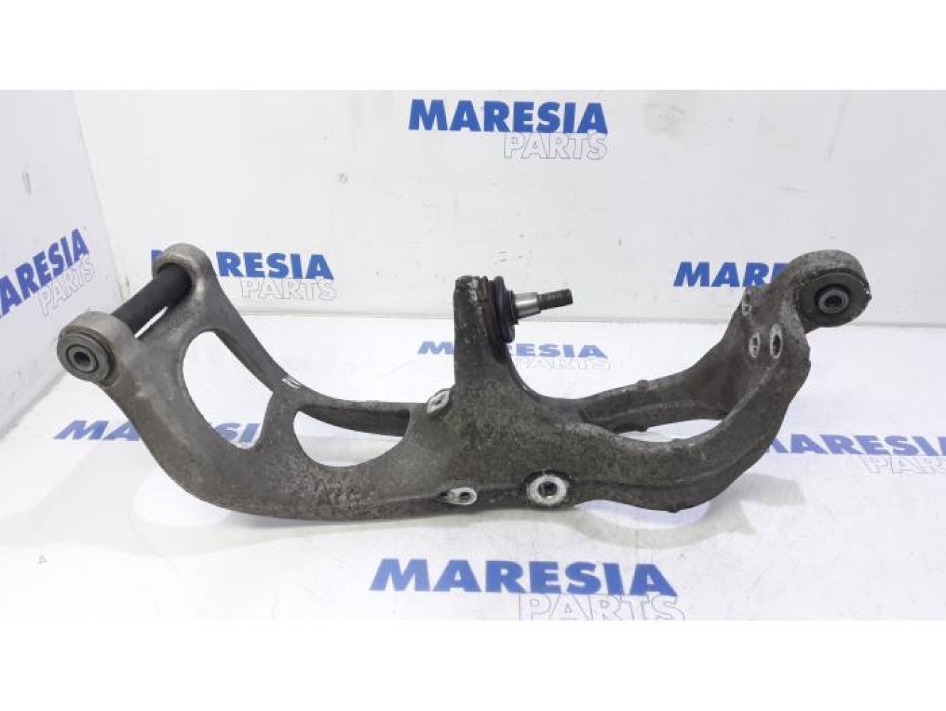 Citroen - C5 - Front wishbone, right