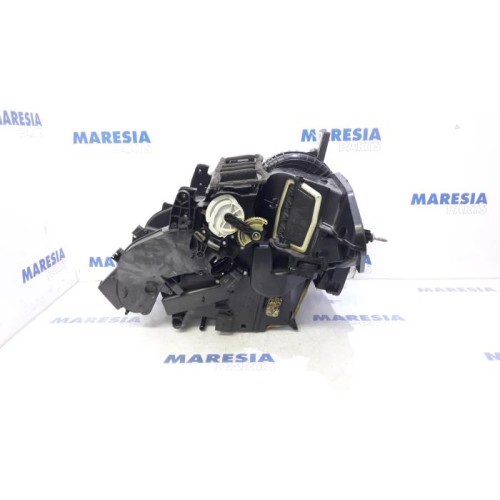 Citroen - C5 - Heater housing