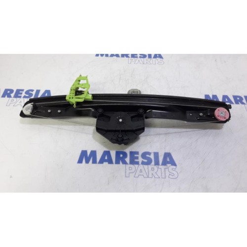 Alfa Romeo - Giulietta - Window mechanism 4-door, front right