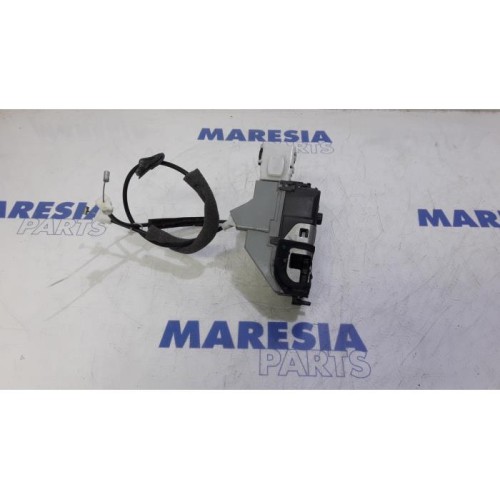 Citroen - C5 - Rear door lock mechanism 4-door, left