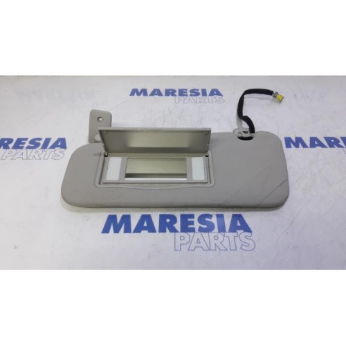 Citroen - C5 - Sun visor
