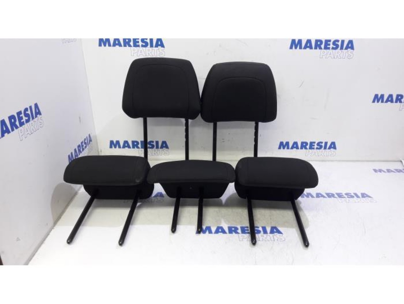 Citroen - C5 - Headrest set