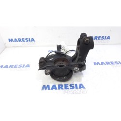 Renault - Megane - Fusee links-voor