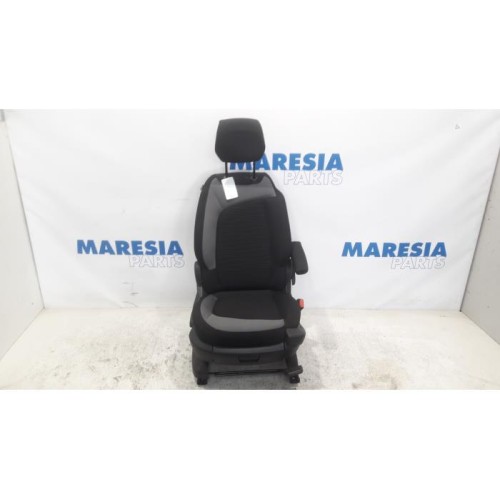 Citroen - C4 Picasso - Seat, right