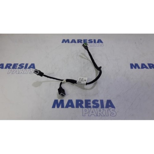 Citroen - C4 Picasso - AUX / USB connection