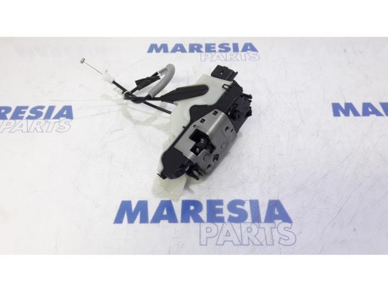 Peugeot - 2008 - Door lock mechanism 4-door, front left
