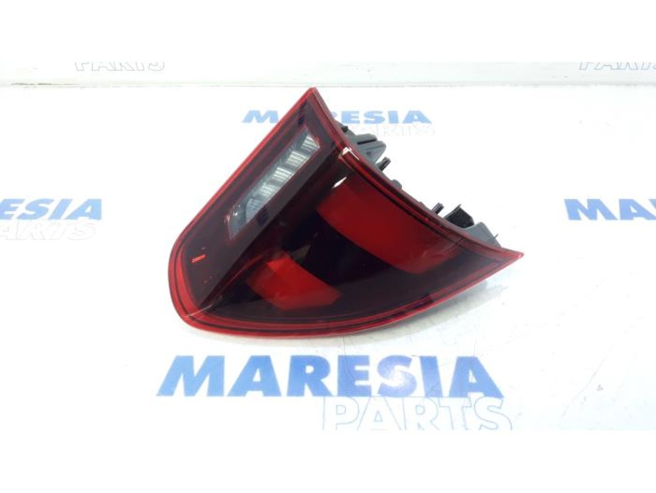 Peugeot - 2008 - Taillight, left