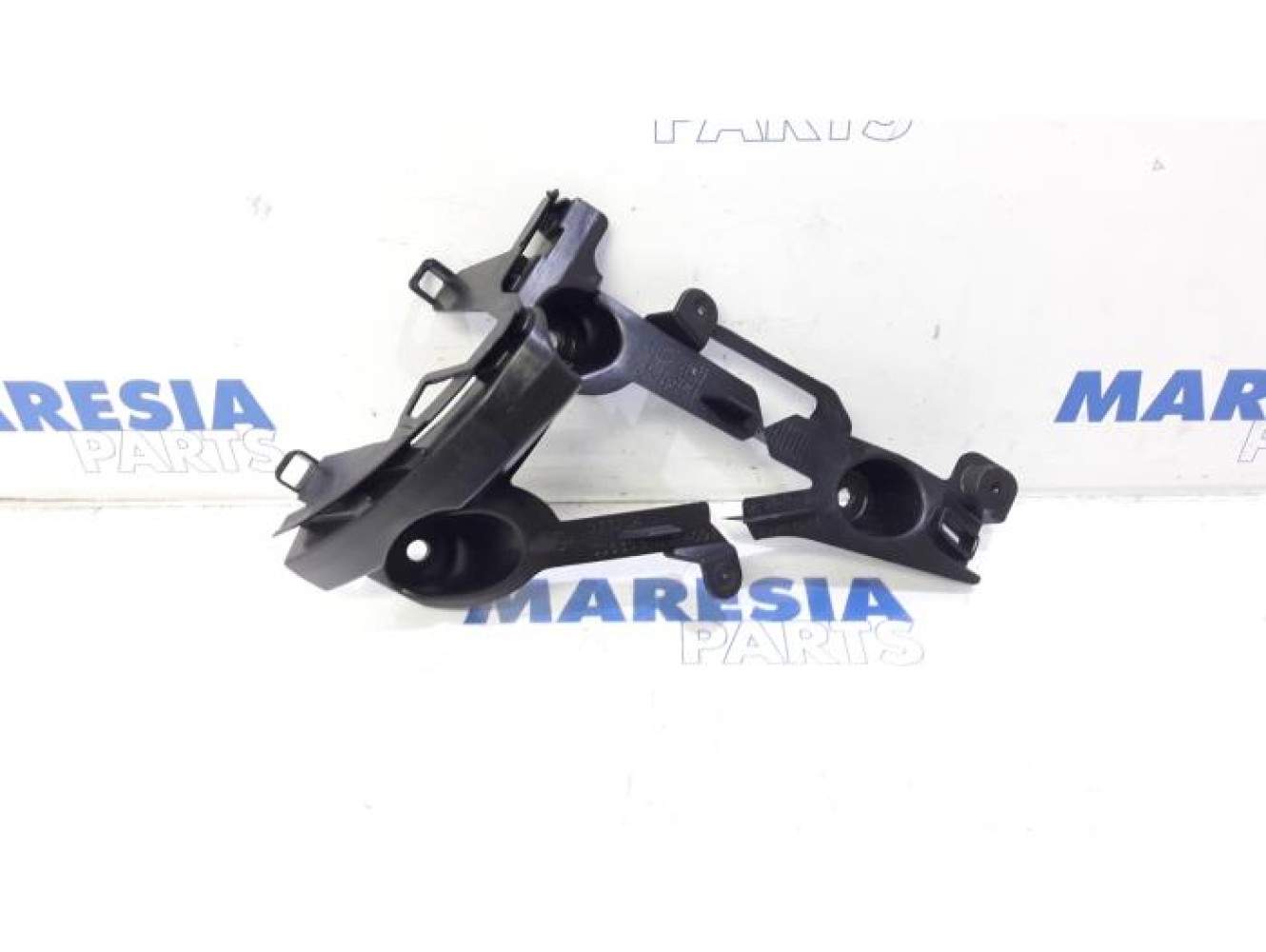 Peugeot - 2008 - Rear bumper frame