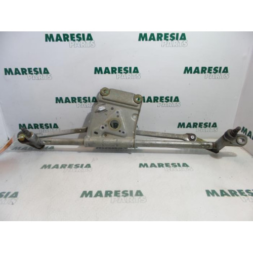Peugeot - 406 - Wiper mechanism