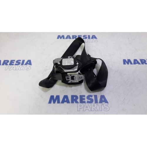 Alfa Romeo - Mito - Front seatbelt, right
