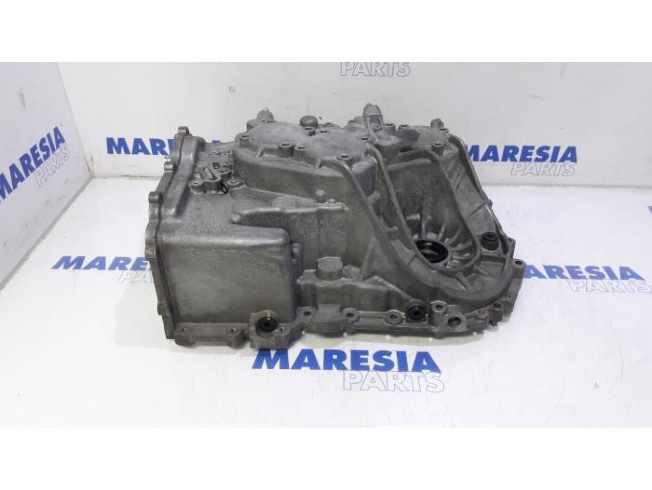 Citroen - C-Crosser - Gearbox casing