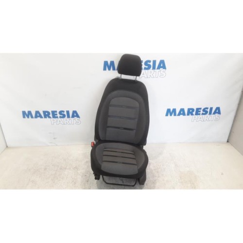 Fiat - Punto Evo - Sitz links