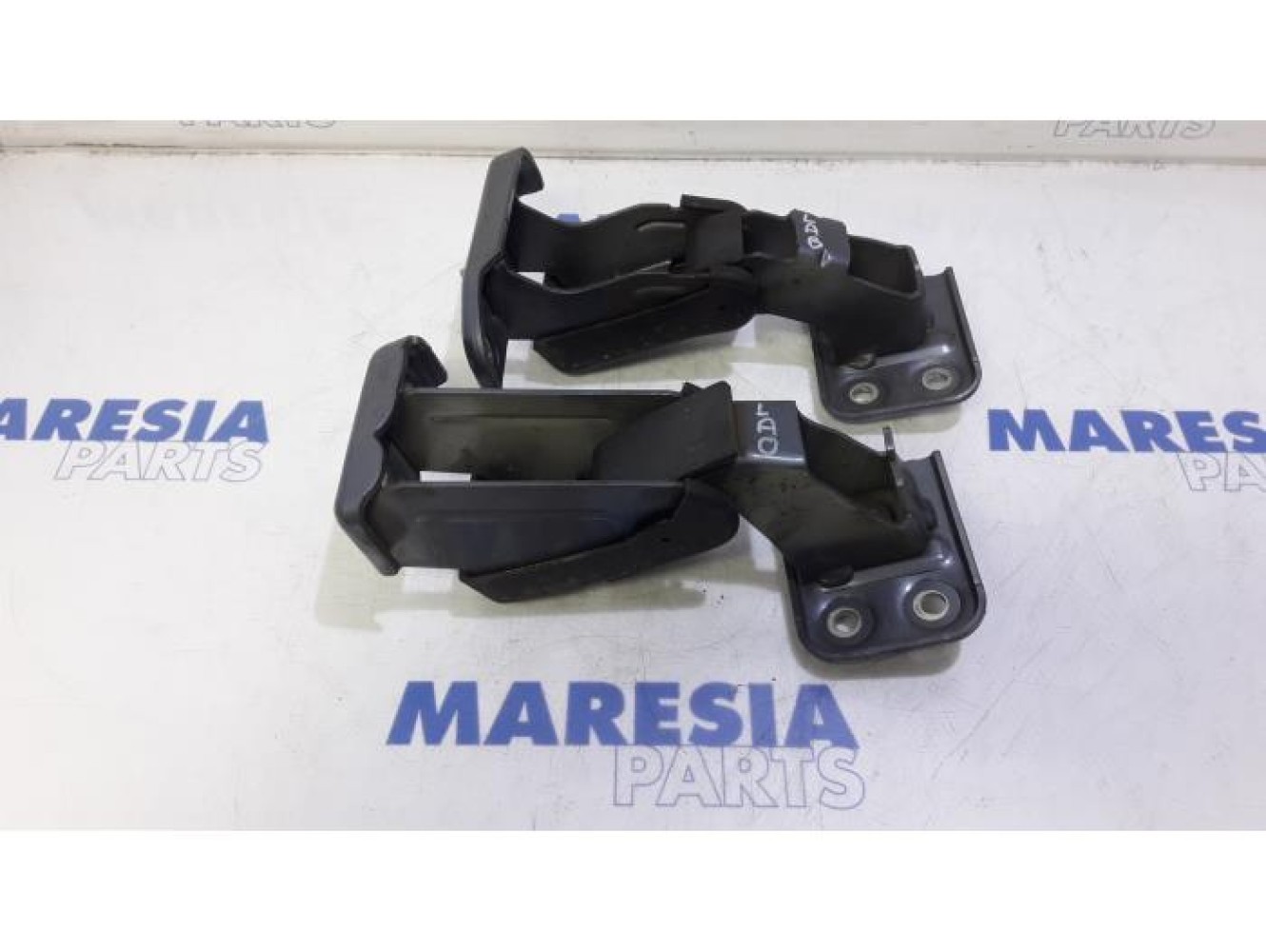Citroen - Jumpy - Rear door hinge, left