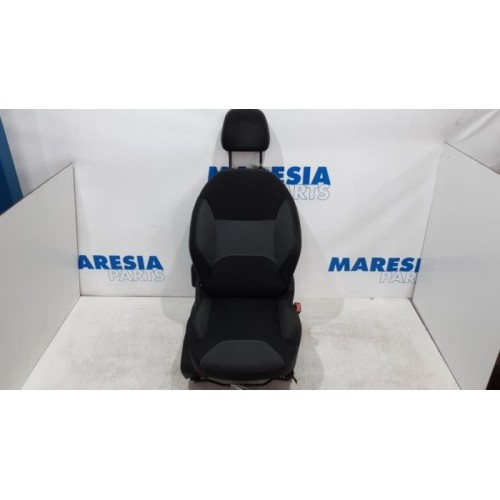 Citroen - C3 - Seat, right
