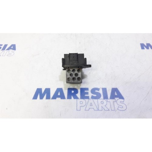 Citroen - C4 Picasso - Cooling fan resistor