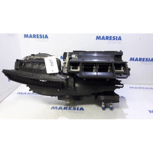 Renault - Laguna - Heater housing